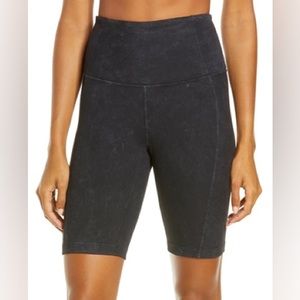 Zella ribbed bike shorts